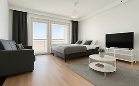 City Home Finland Panorama Suite - New Luxury Suite With Own Sauna, One Bedroom, Spacious Balcony With City Views And Great Location Next To Nokia Arena